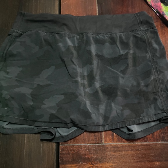 3 LuluLemon Tennis Skirts size 10 - Picture 3 of 7